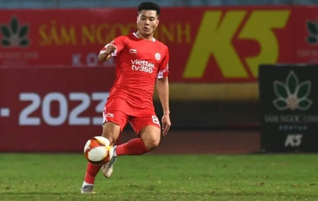 cầu thủ trương tiến anh